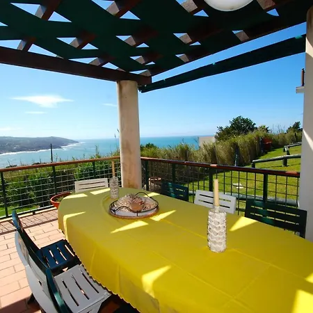 Cereja - 3 Bedroom In Great Complex With Sea Views, 3 Pools And São Martinho do Porto