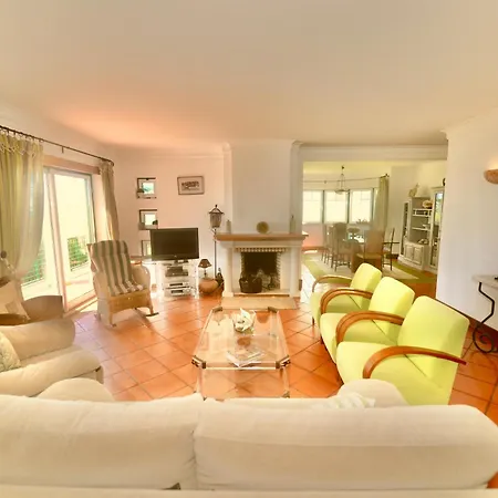 Апартаменты Cereja - 3 Bedroom In Great Complex With Sea Views, 3 Pools And